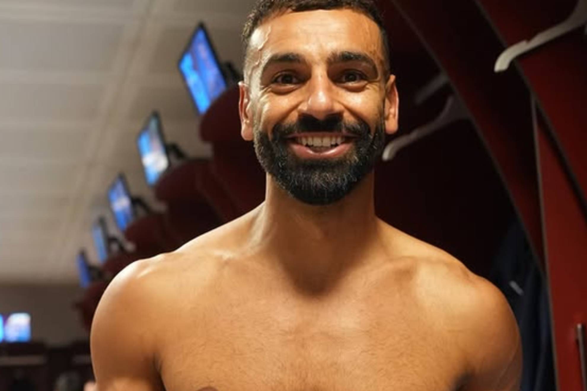 El rebelde Mo Salah: seis meses sin carnet de conducir por no identificar al conductor de su Rolls-Royce