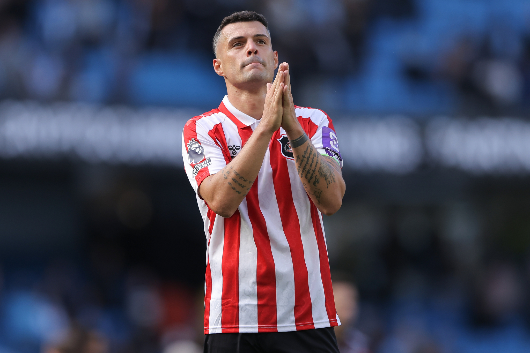 Suiza pierde a su capitán Xhaka: investigado por falsificar un certificado de vacunas de Covid-19