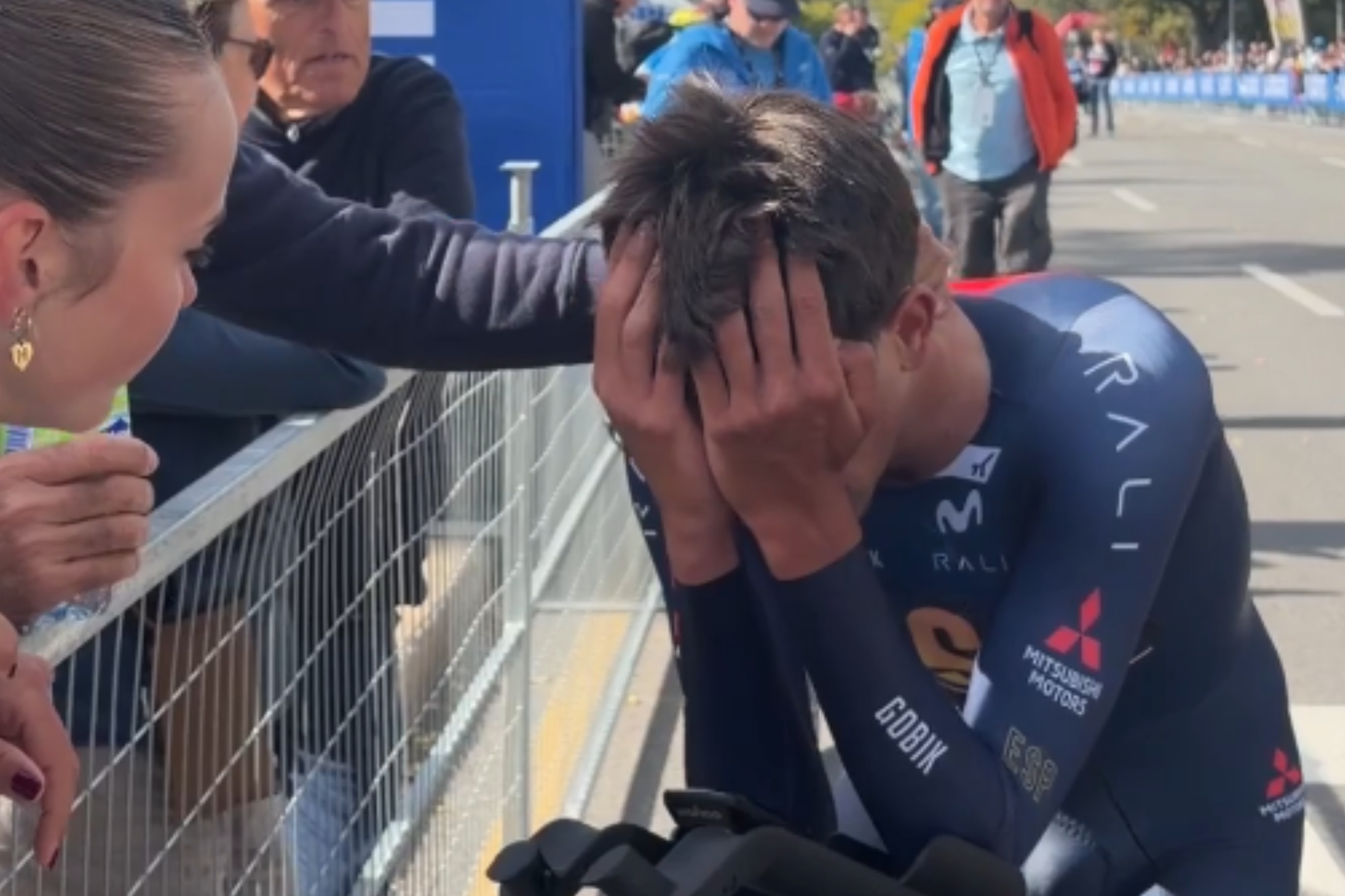 ¡La primera medalla para España en el Mundial! Héctor Álvarez se cuelga el bronce tras rozar el arcoíris