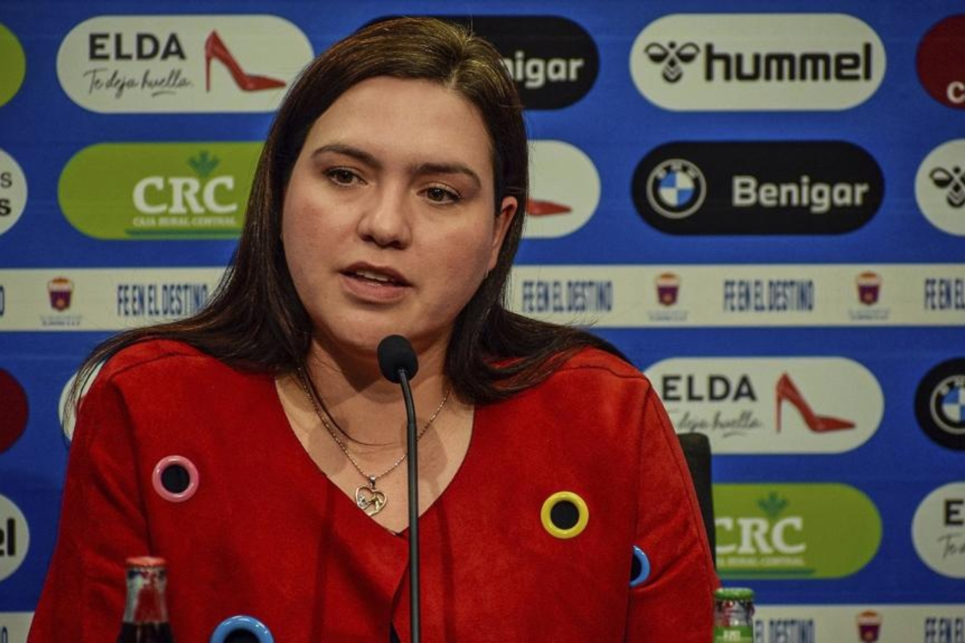 Embargan preventivamente el 15,8% del Eldense a su expresidenta mientras lo vende a Messi