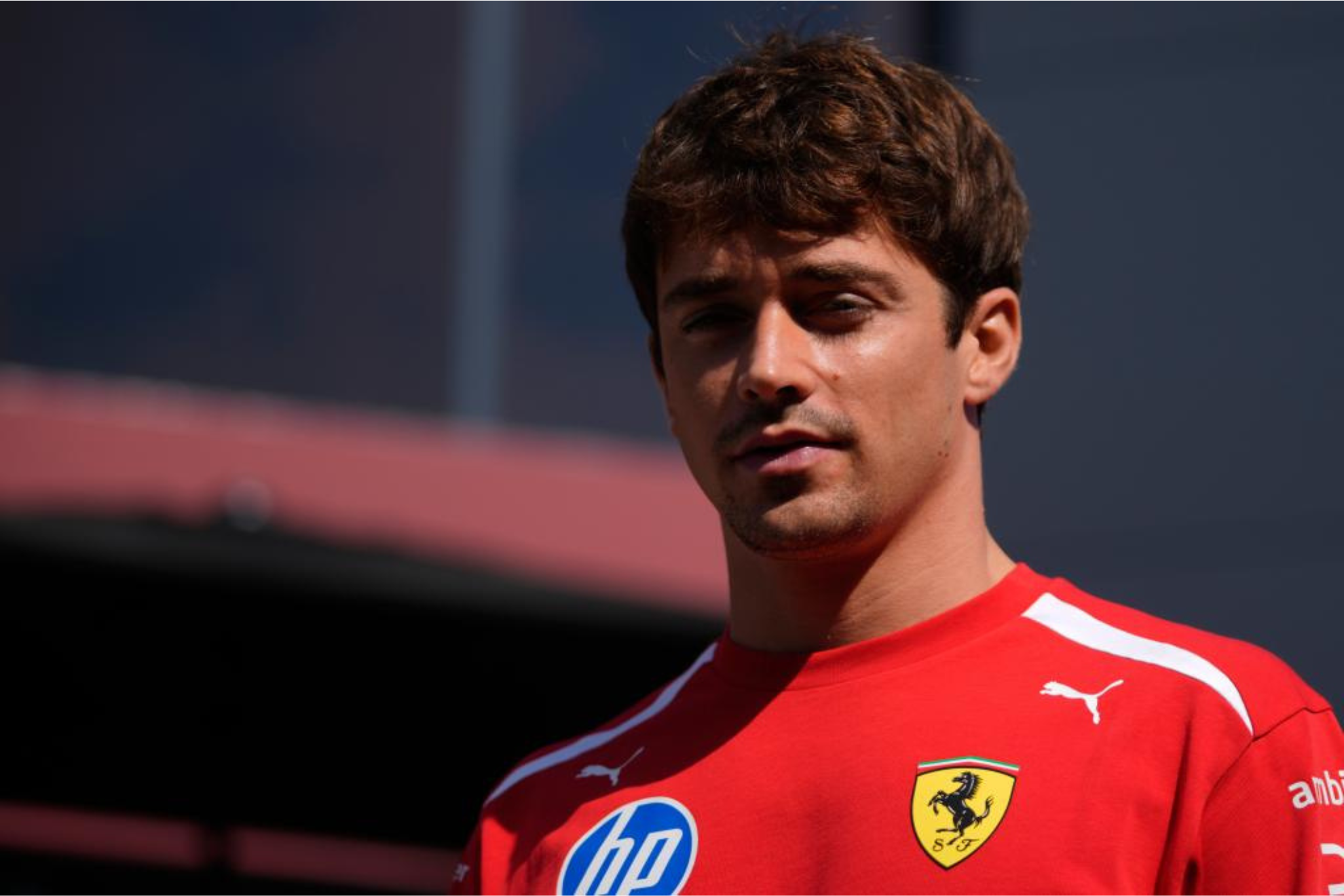 Ferrari, en el punto de mira: "Sólo se discute sobre las peleas entre los coches rojos"