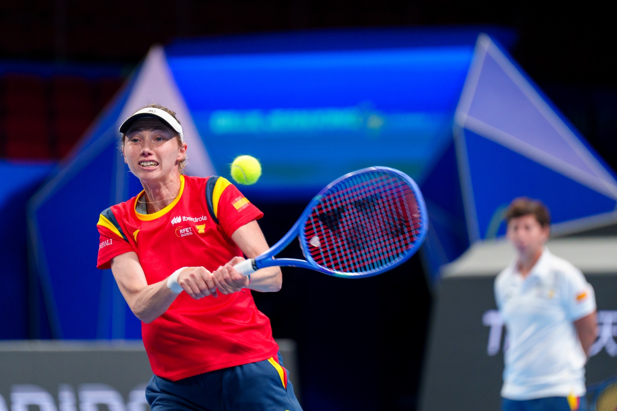 Bucsa cede ante Putintseva y España se jugará la clasificación en el dobles