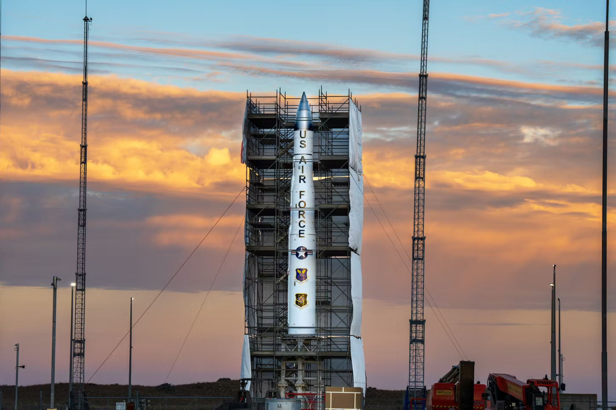 EEUU prepara el relevo de su arsenal nuclear: así es el nuevo misil Sentinel que volará por primera vez en 2027