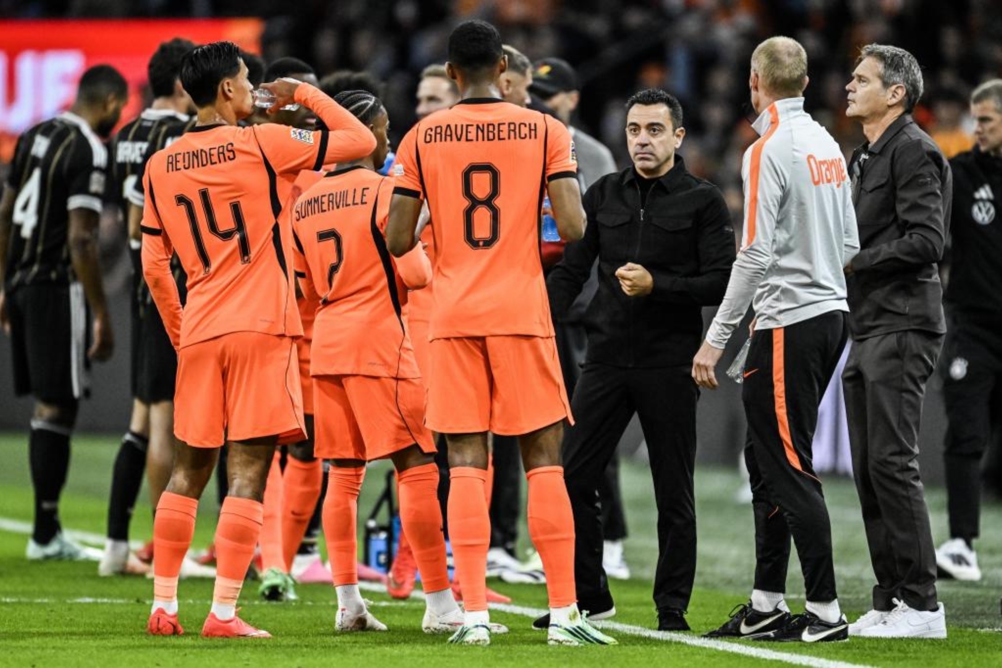 "Ni Xavi es un mago... ni Koeman un chapucero"