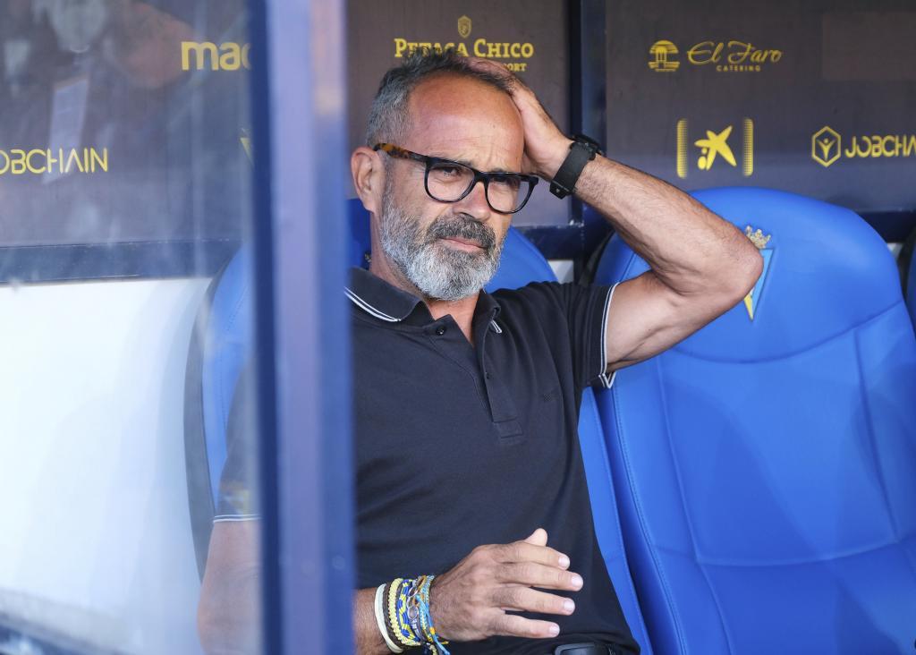 El Cádiz busca su identidad frente al entrenador que mejor supo definirla
