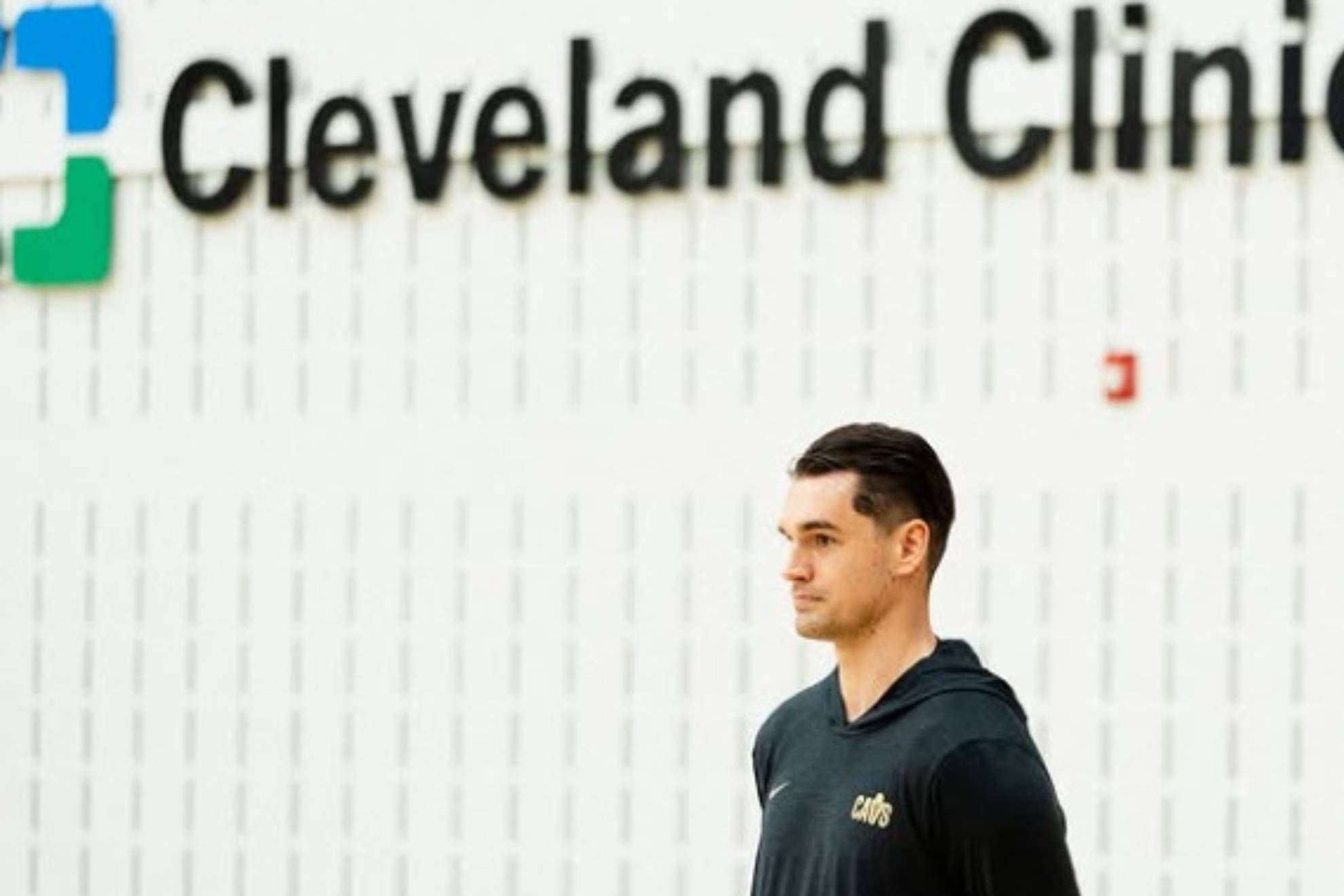 Hezonja alucina a los Cavaliers: "Es como un jugador de fútbol americano. No le mueves"