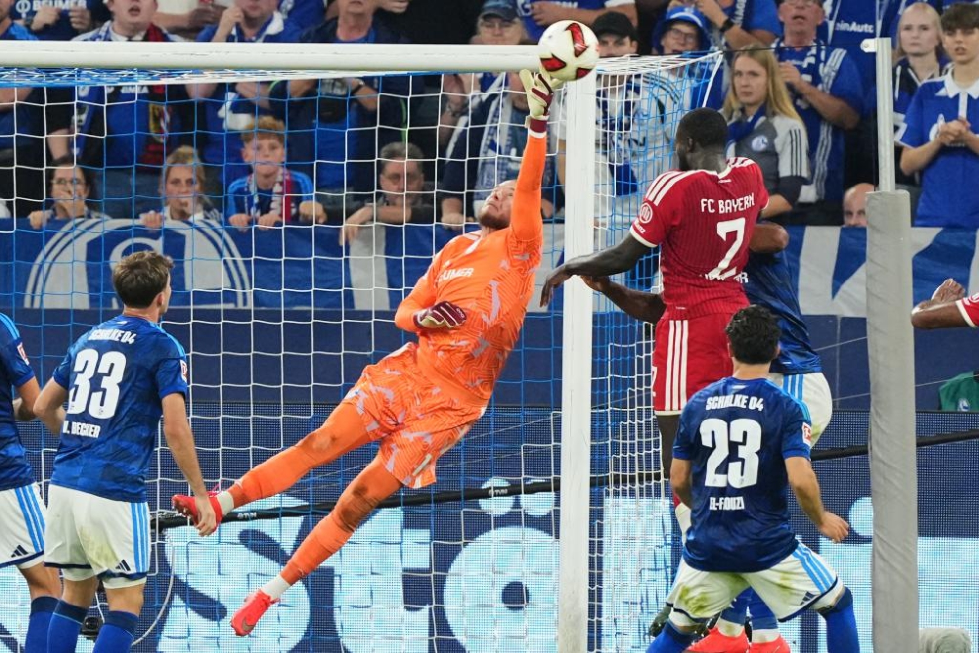 Nadie para más que Karius: "El Schalke tiene al mejor portero de toda Alemania"