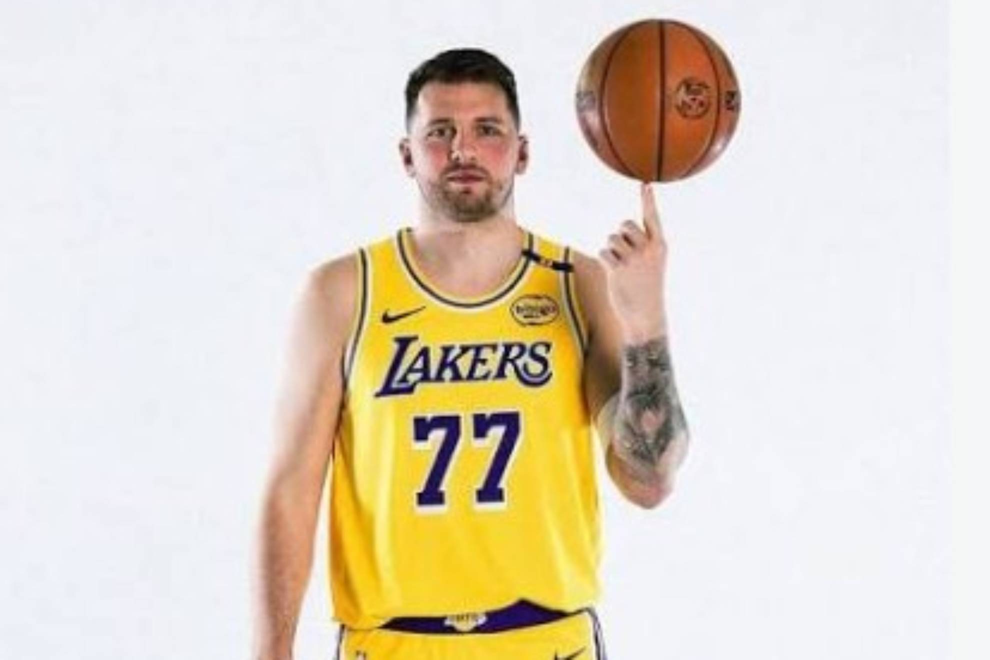 Doncic se pone la corona de los Lakers: "Estoy listo"