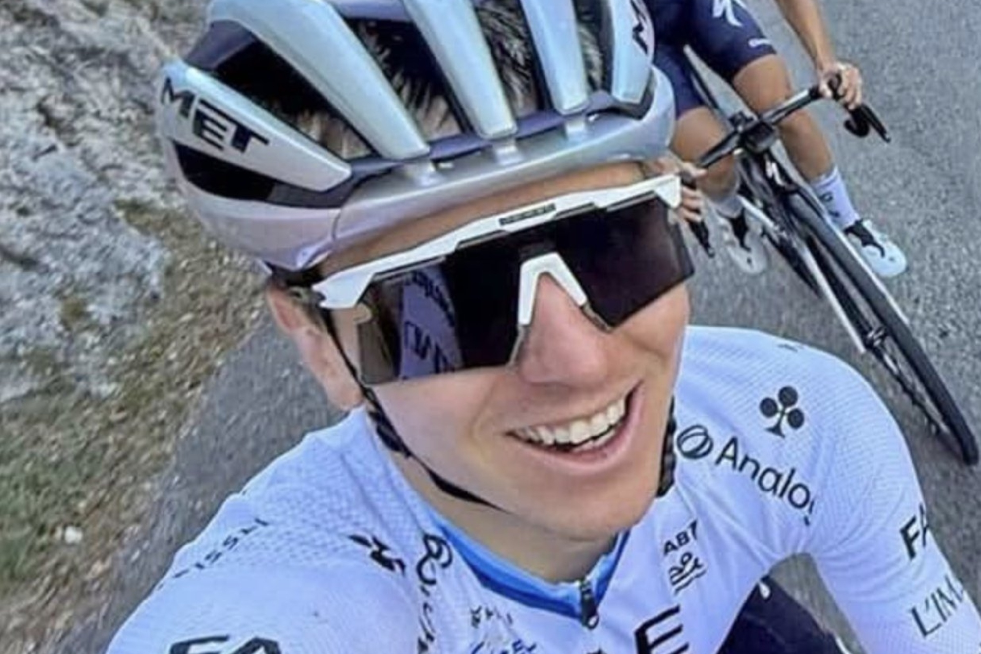 Eslovenia lo hace oficial: Pogacar no estará en el Europeo y Roglic será su líder