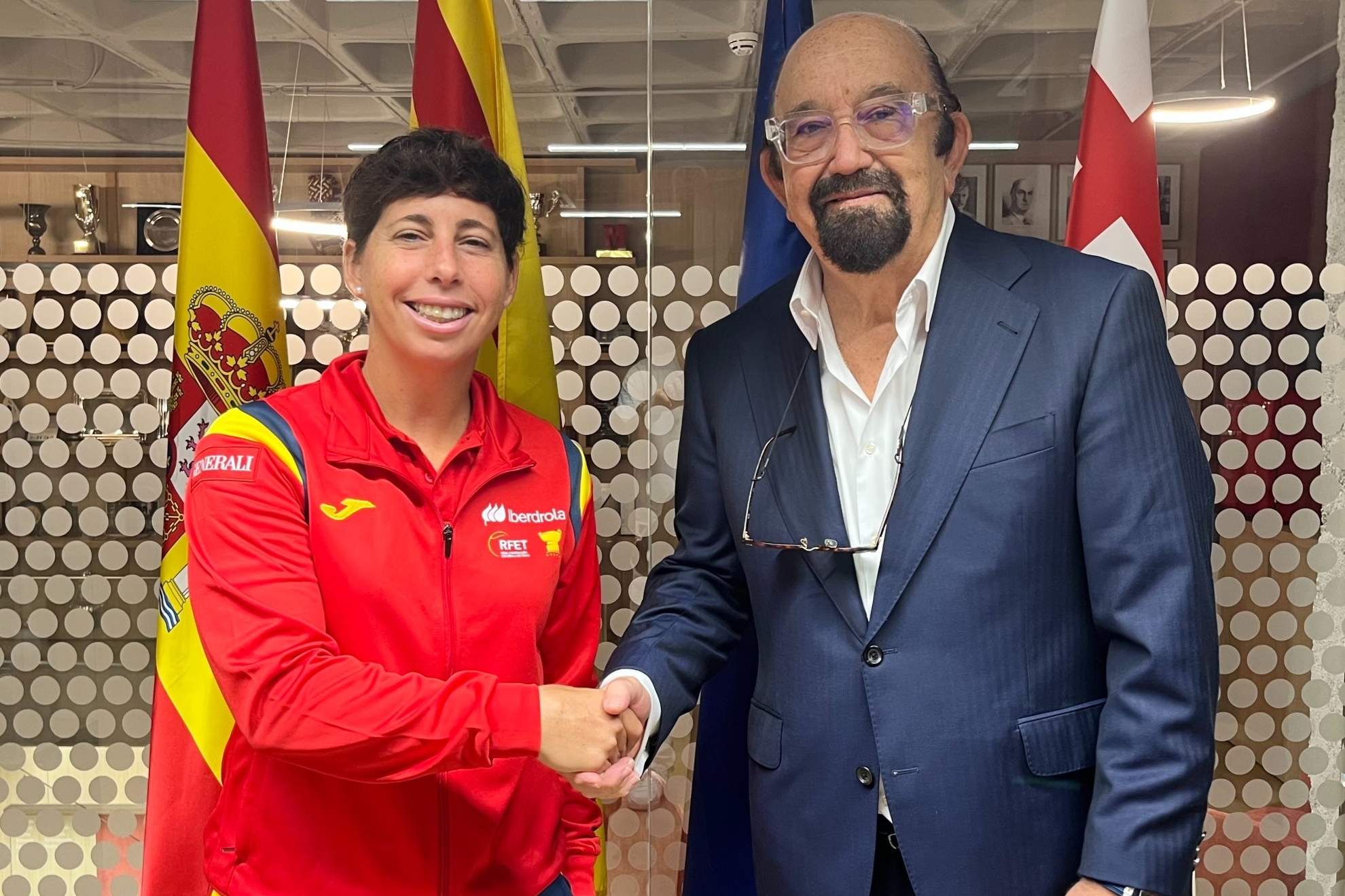 Carla Suárez renueva al frente de la selección española de la BJK Cup