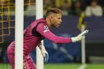 Gulacsi: “Como portero me duele no tener puertas a cero”