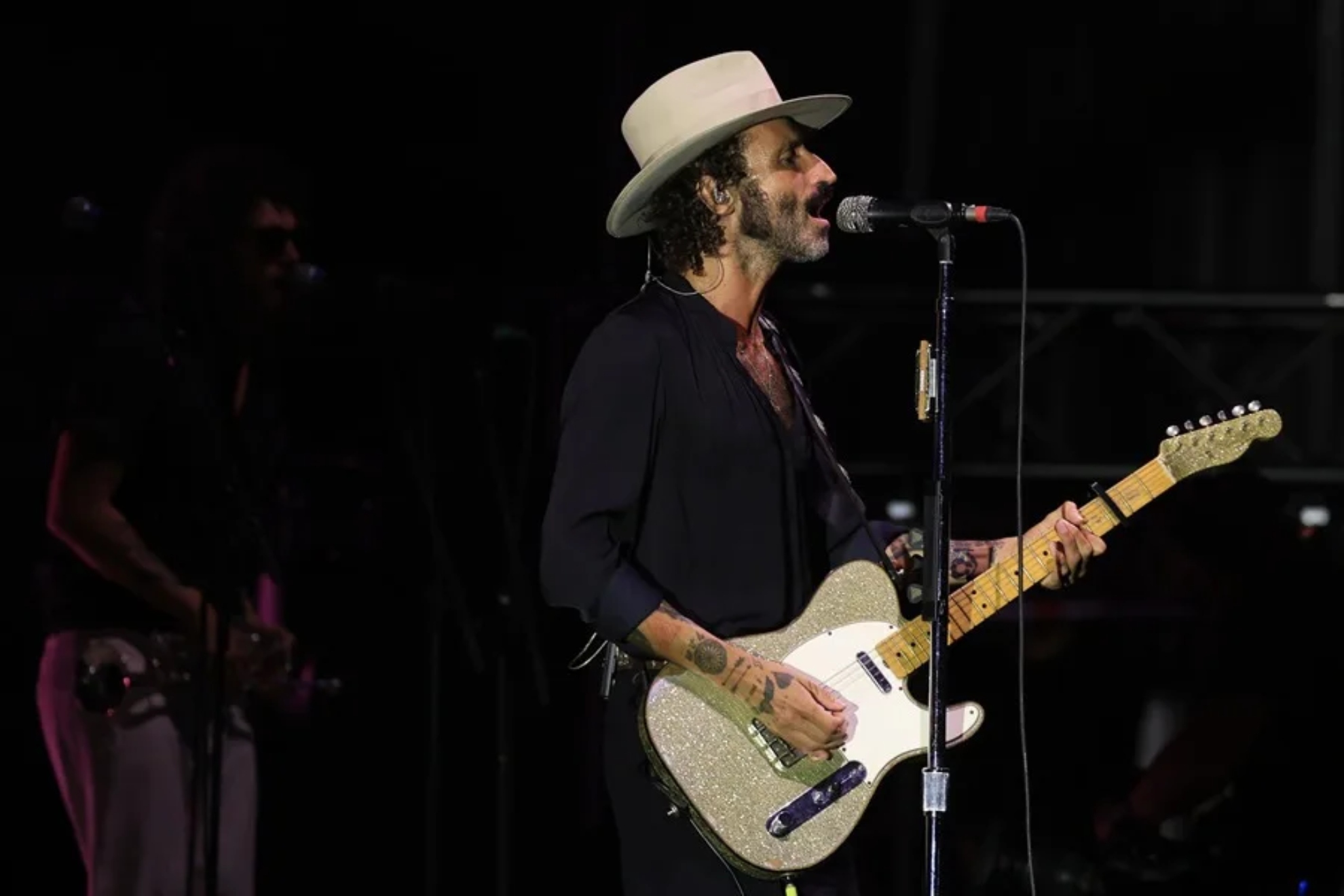 Leiva finaliza su gira ‘Gigantes’ con dos ‘sold out’ en el Movistar Arena: setlist y duración de sus conciertos