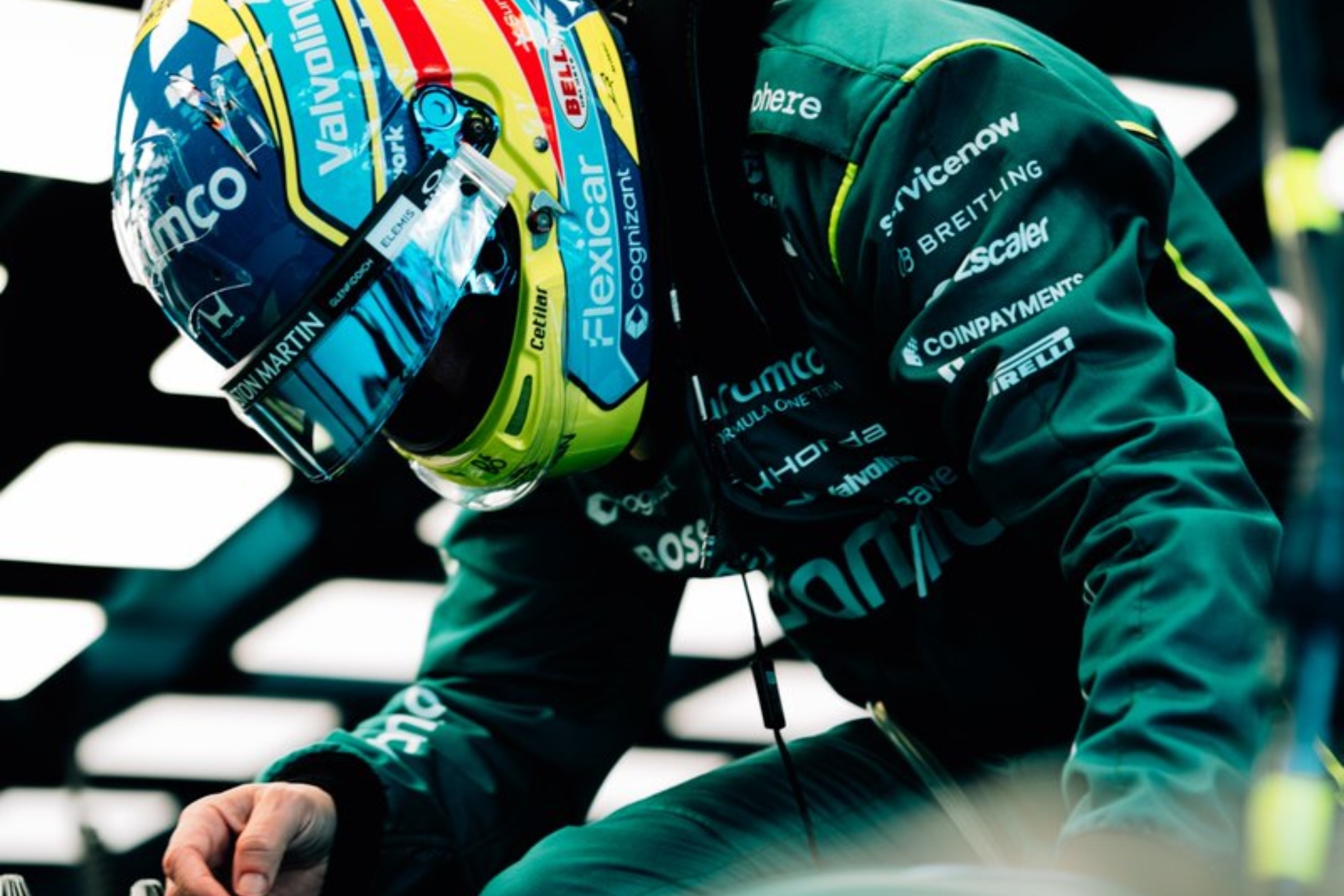El rajadón de Alonso tras un gesto: "Yo no hago nada, prestáis demasiada atención a tonterías"