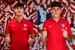 Javi Gil y Doménech presentan sus credenciales a Simeone