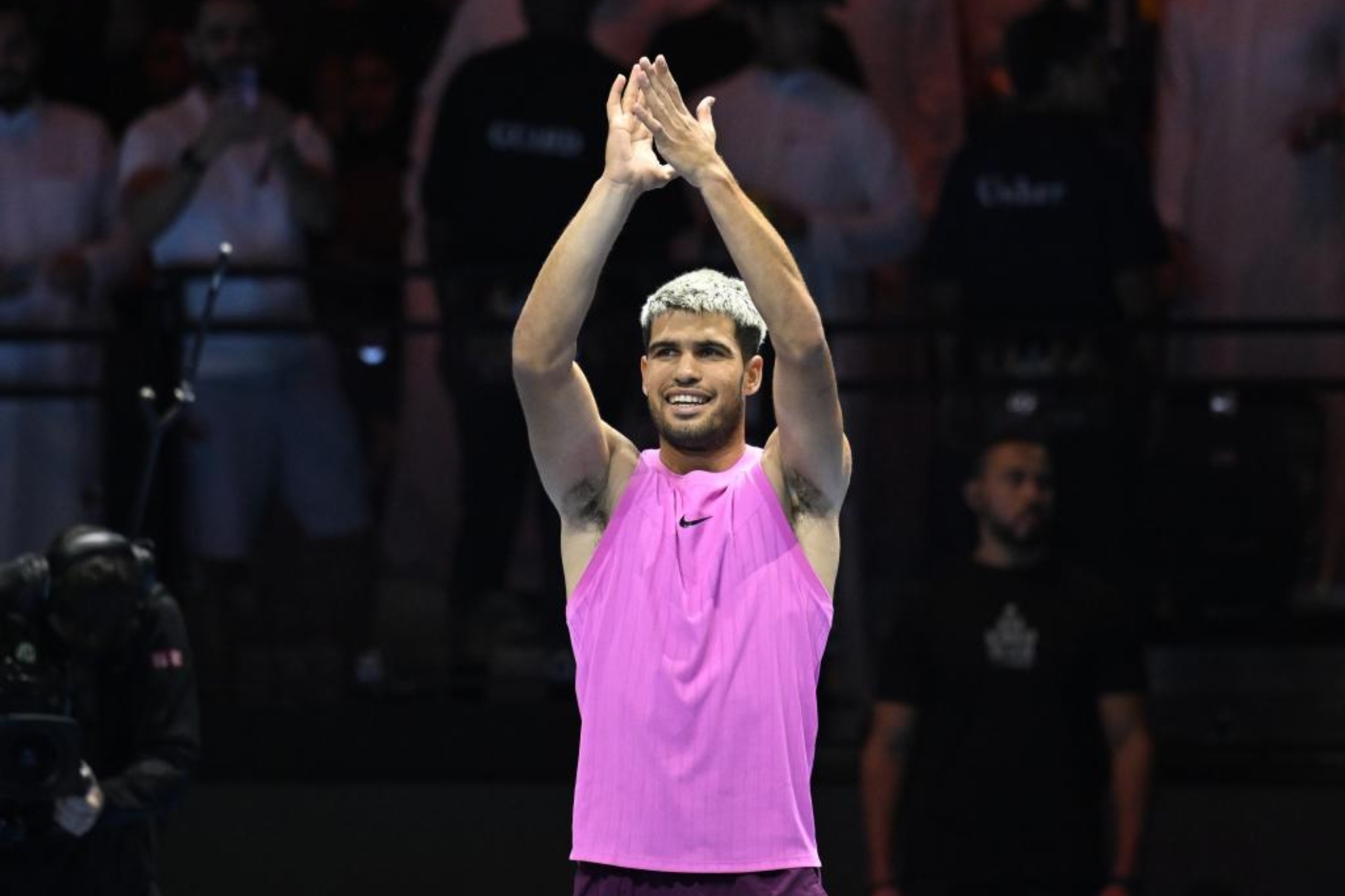 Alcaraz espera en semifinales al ganador del duelo entre Zverev y Fritz en el Six Kings Slam