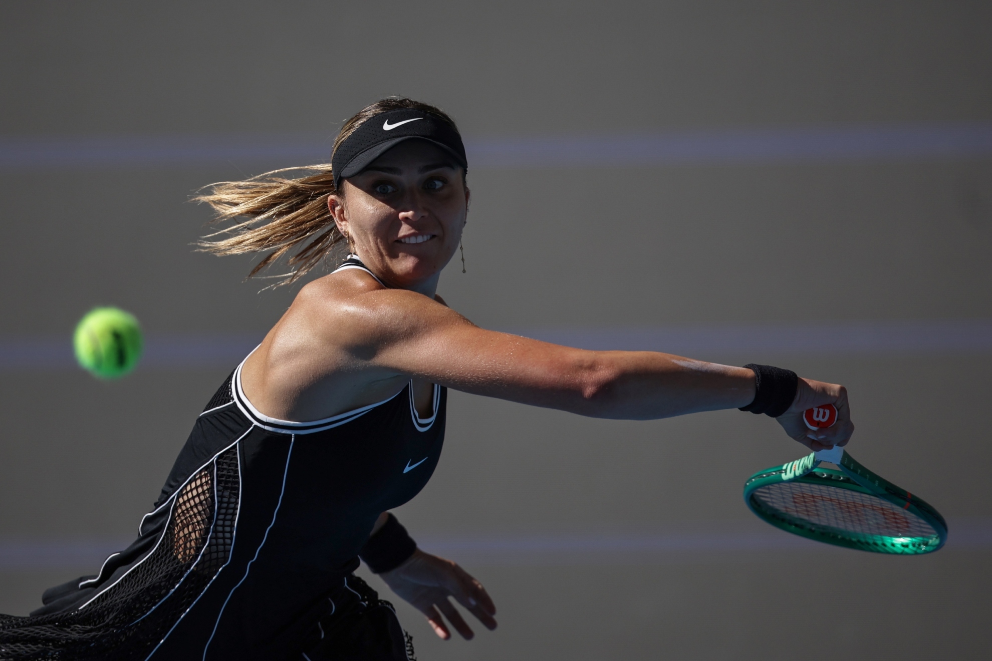 Badosa cae con Ostapenko y no defiende la tercera ronda de Pekín