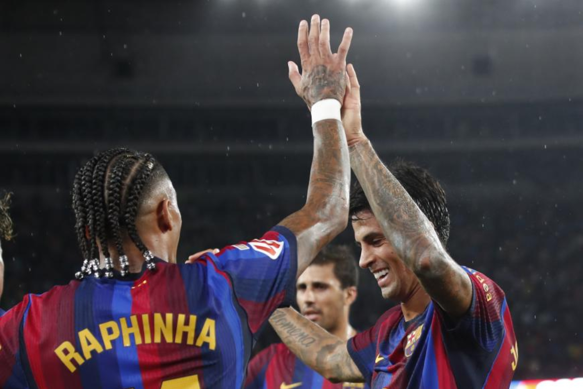 برشلونة يتربع على عرش الهجوم في الدوريات الكبرى بمعدل تهديفي استثنائي