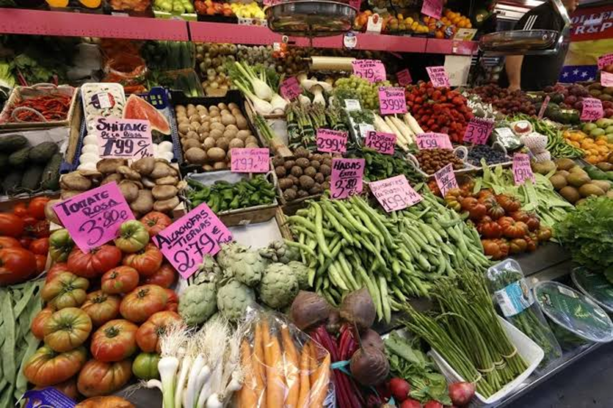 Roberto Bosquet, chef, cuenta cuáles son los ingredientes que nunca deben faltar en la despensa: "Ayudan a tener la cocina bajo control"