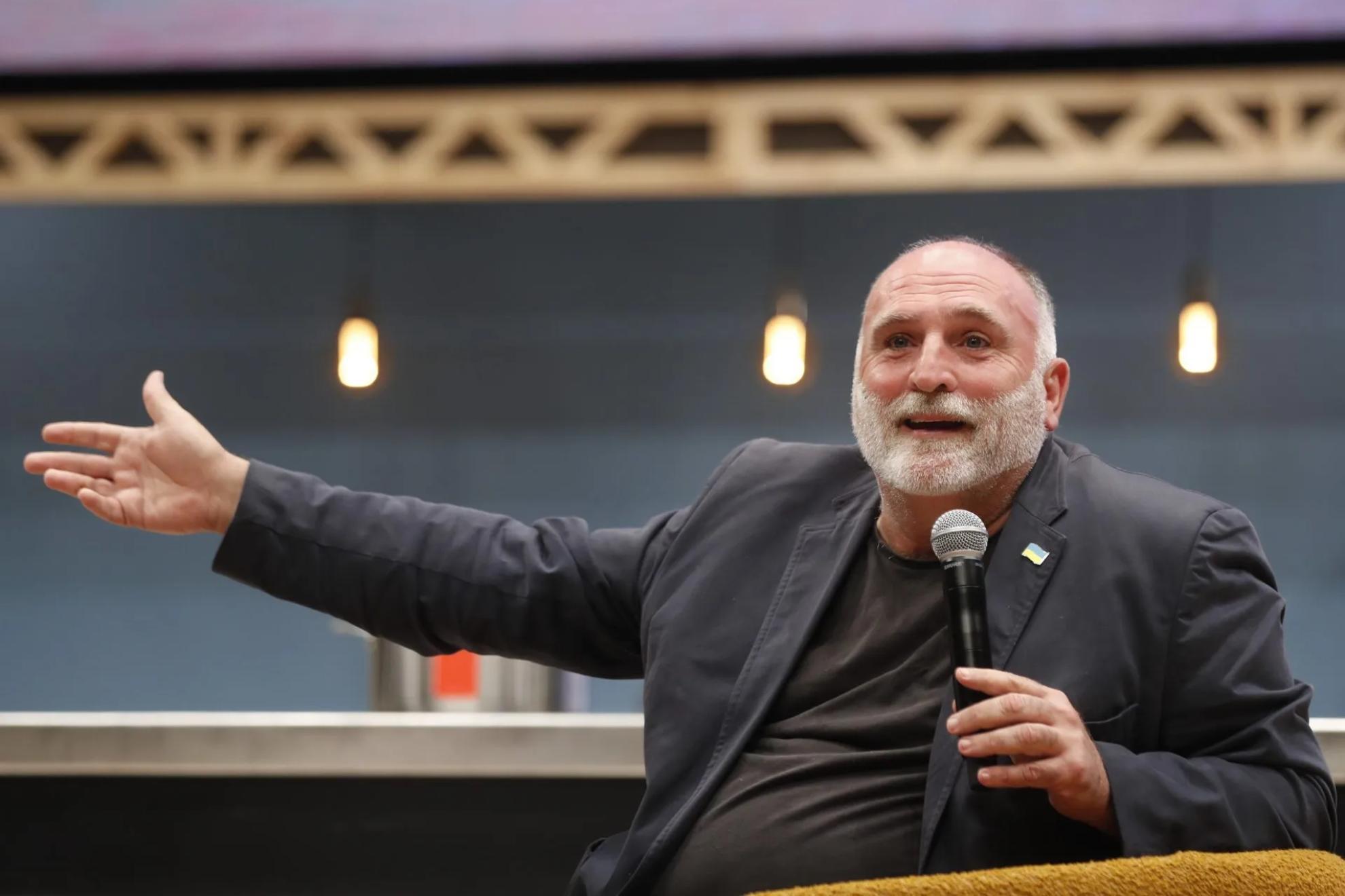 José Andrés planta cara a Óscar Puente tras llamarle "cuñado": "Menos X y mejor transporte público"