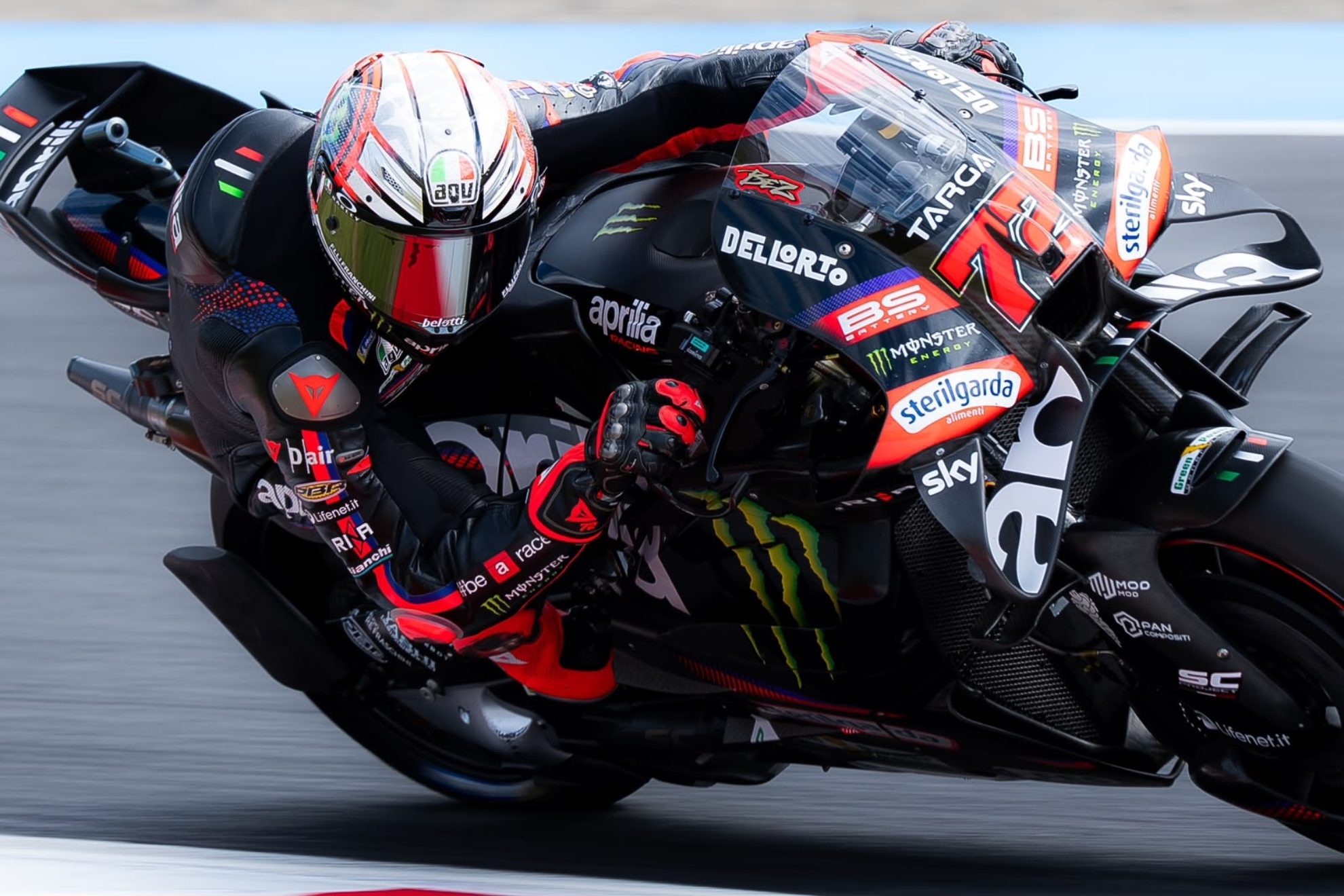 Bezzecchi y Aprilia empiezan fuerte en Indonesia
