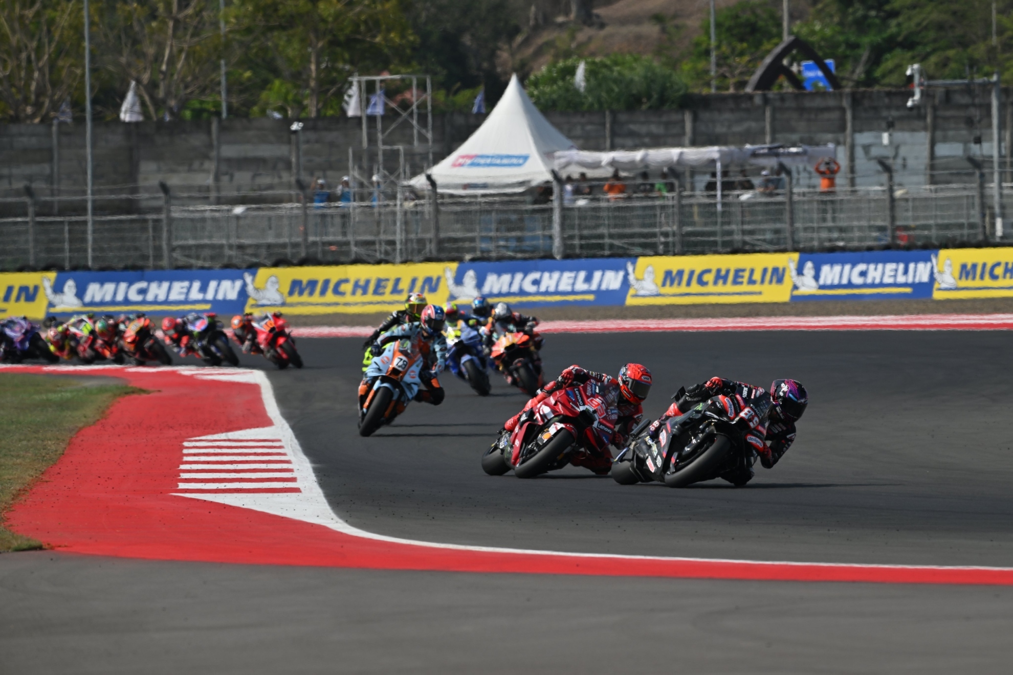 Marc Márquez, ganador, líder y crítico: "Es inhumano"