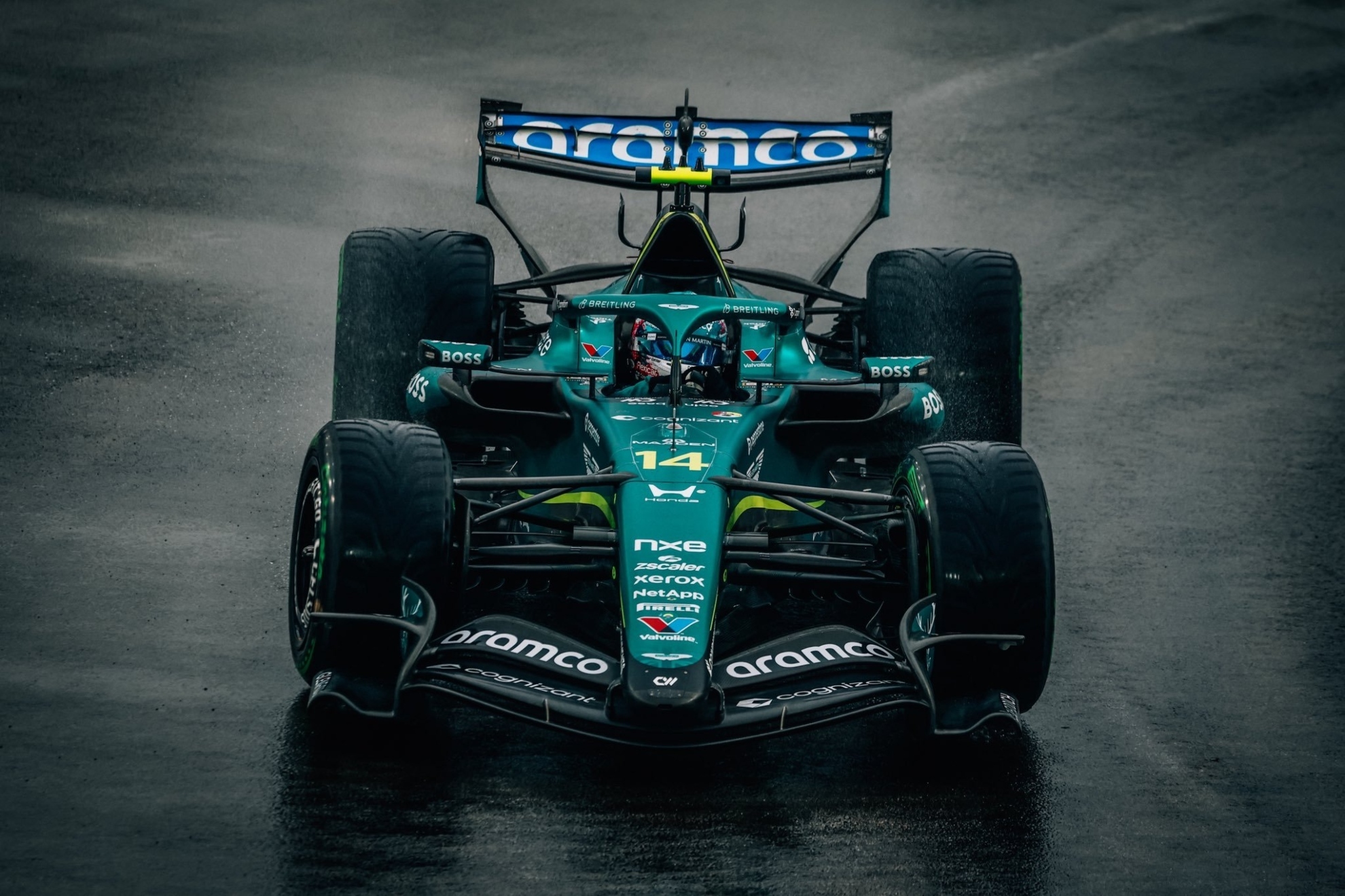 Honda corta la remontada de Alonso: "¡Que os centréis en el motor!"