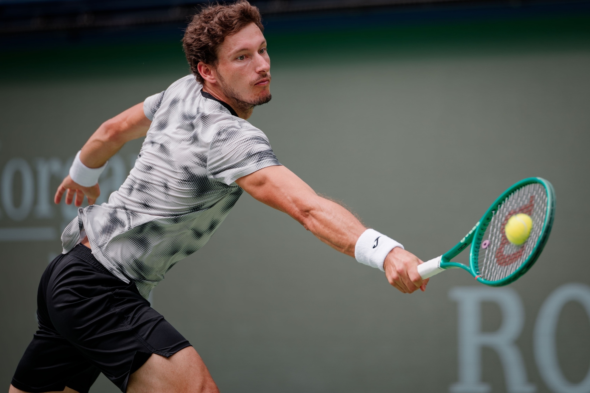 Carreño pone entre las cuerdas a Aliassime antes de ceder en tres sets