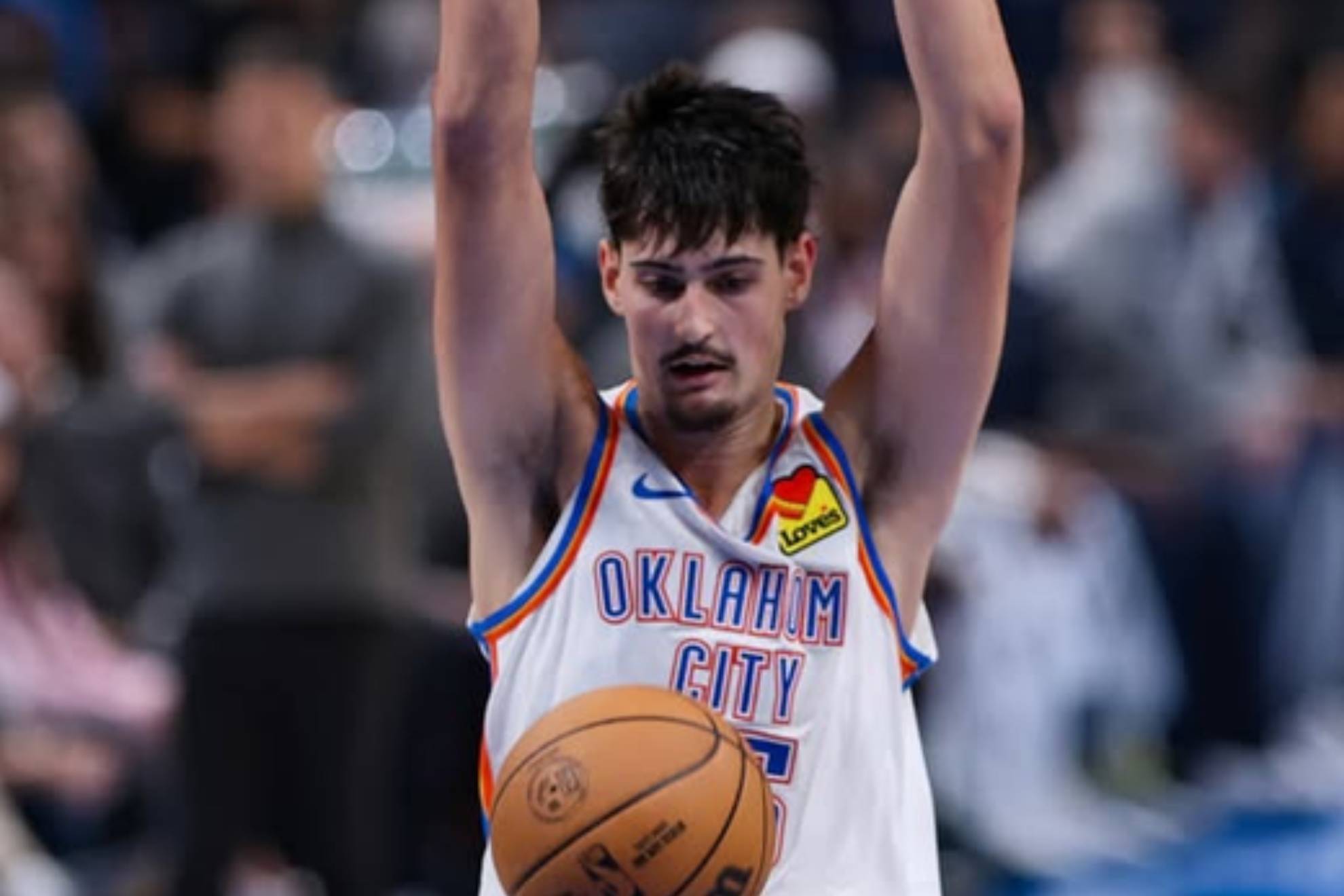 Aday Mara le demuestra a Shai que es su coloso impactando en los Thunder: mejor +/- y dobles dígitos