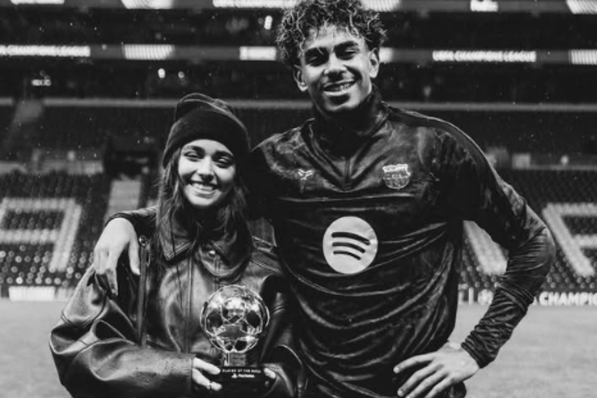La sorpresa de Inés García a Lamine Yamal al final de su partido en la Champions League: “El mejor”