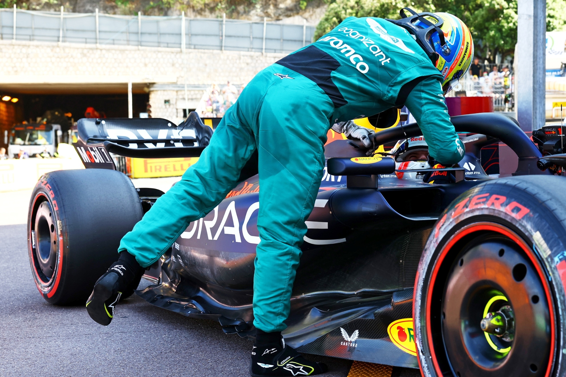 Bombazo Alonso: ¡estuvo cerca de fichar por Red Bull en 2025!