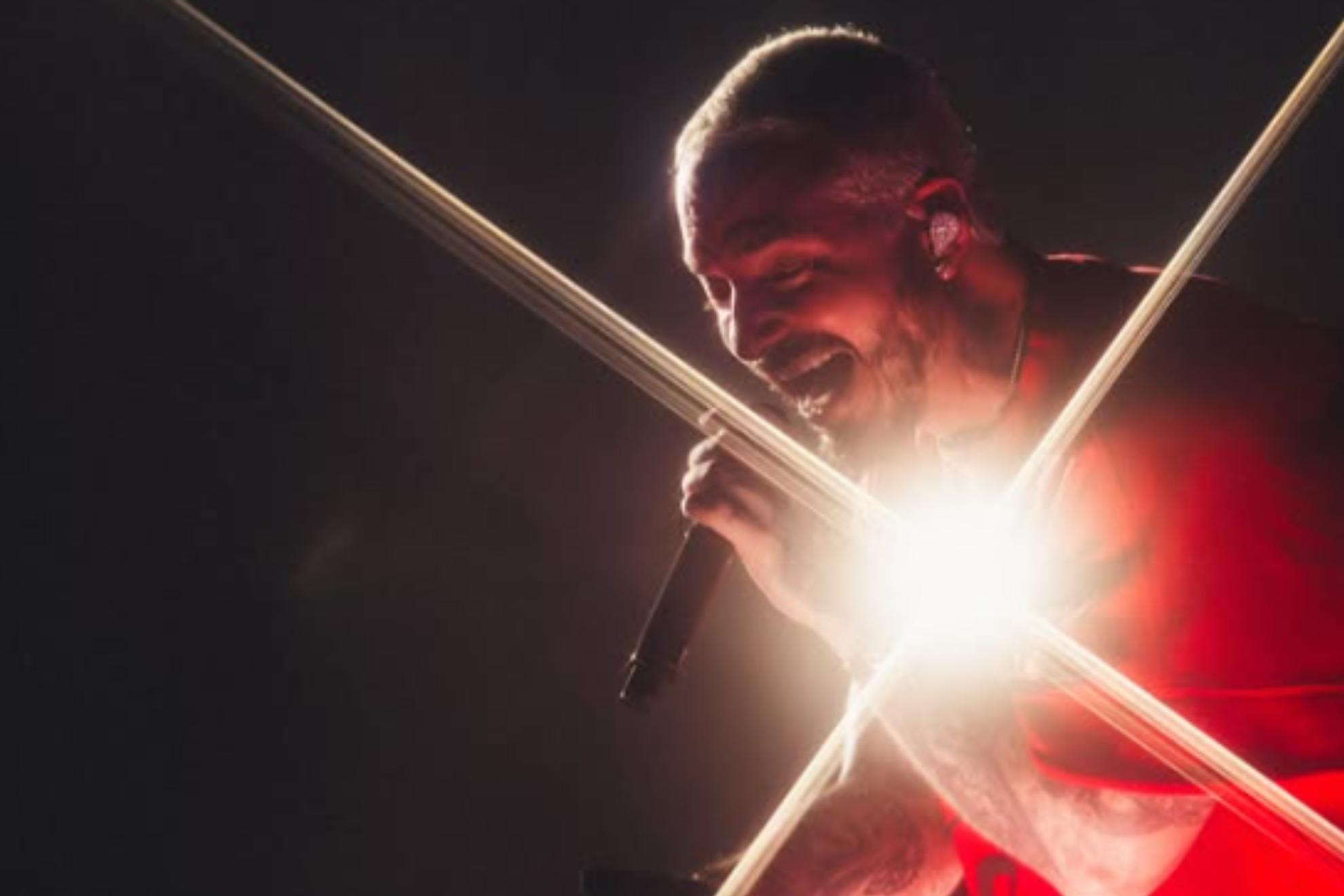 J Balvin reivindica la autenticidad en la música: "La IA puede hacer muchas cosas, pero no ha pasado por lo que tú has pasado"