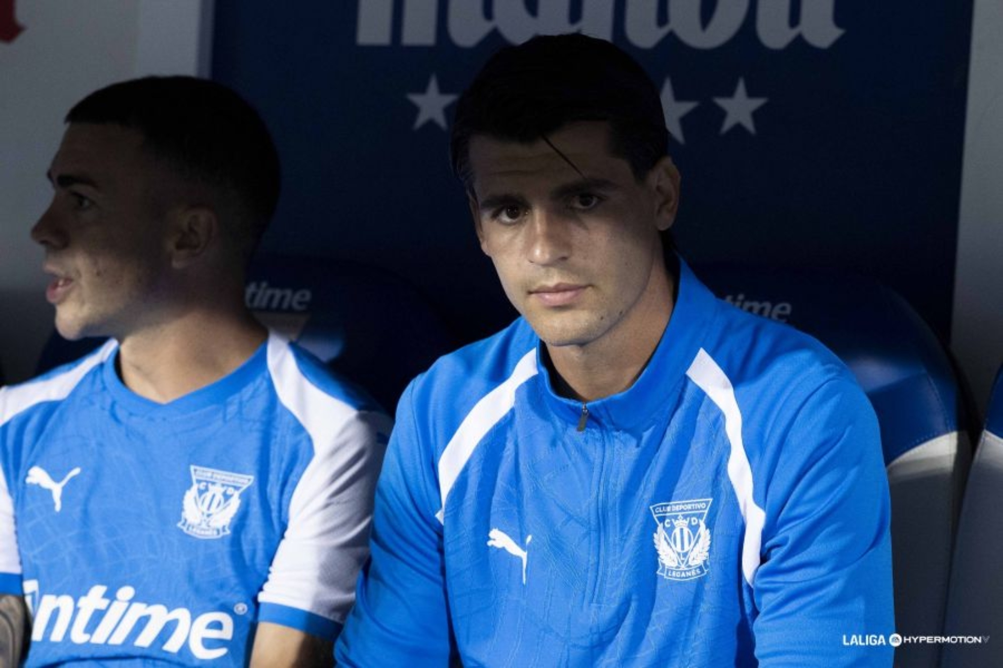 Morata ve la primera roja en su andadura en Segunda por protestón