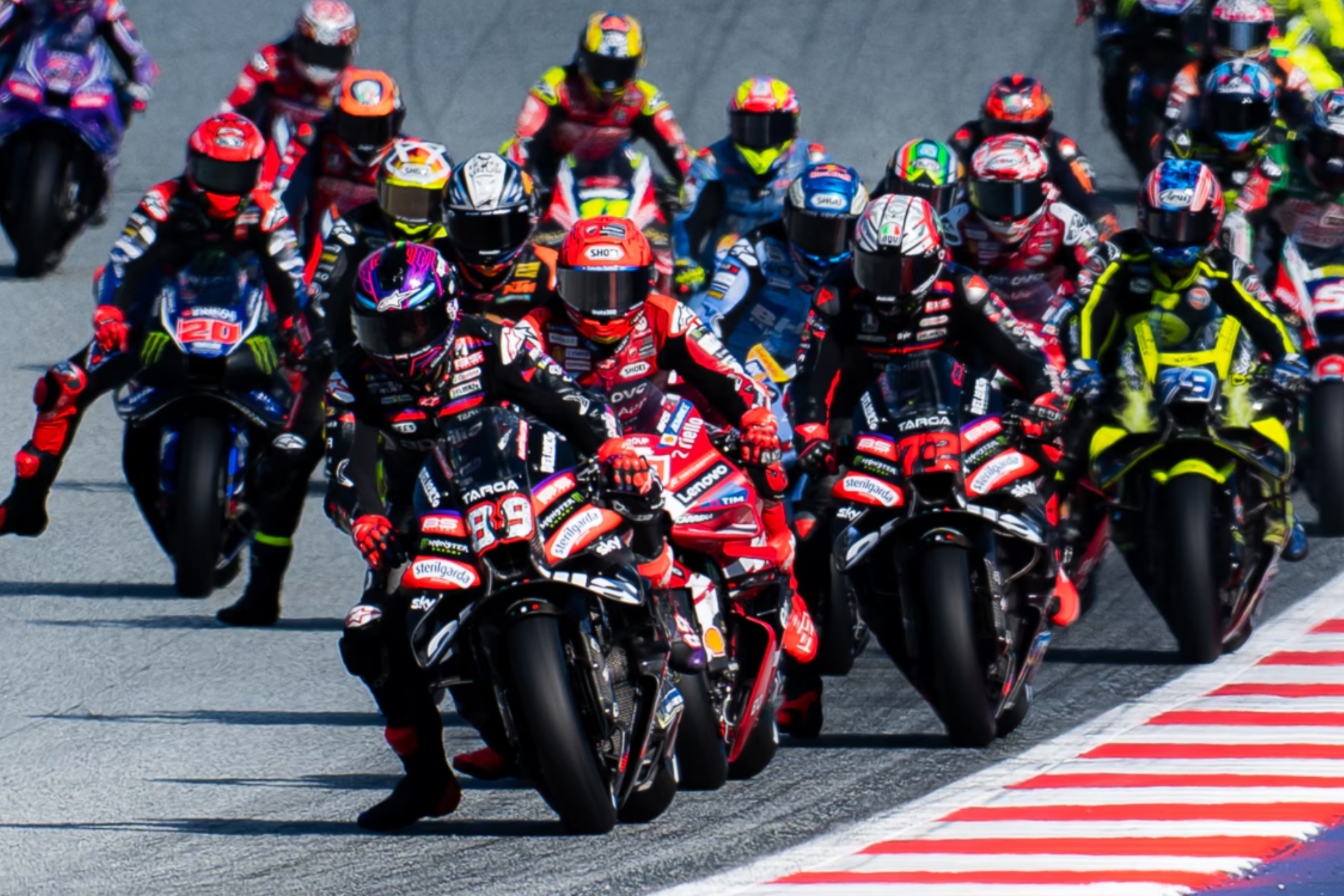Un Mundial y contra Marc Márquez: el casi imposible del final de MotoGP