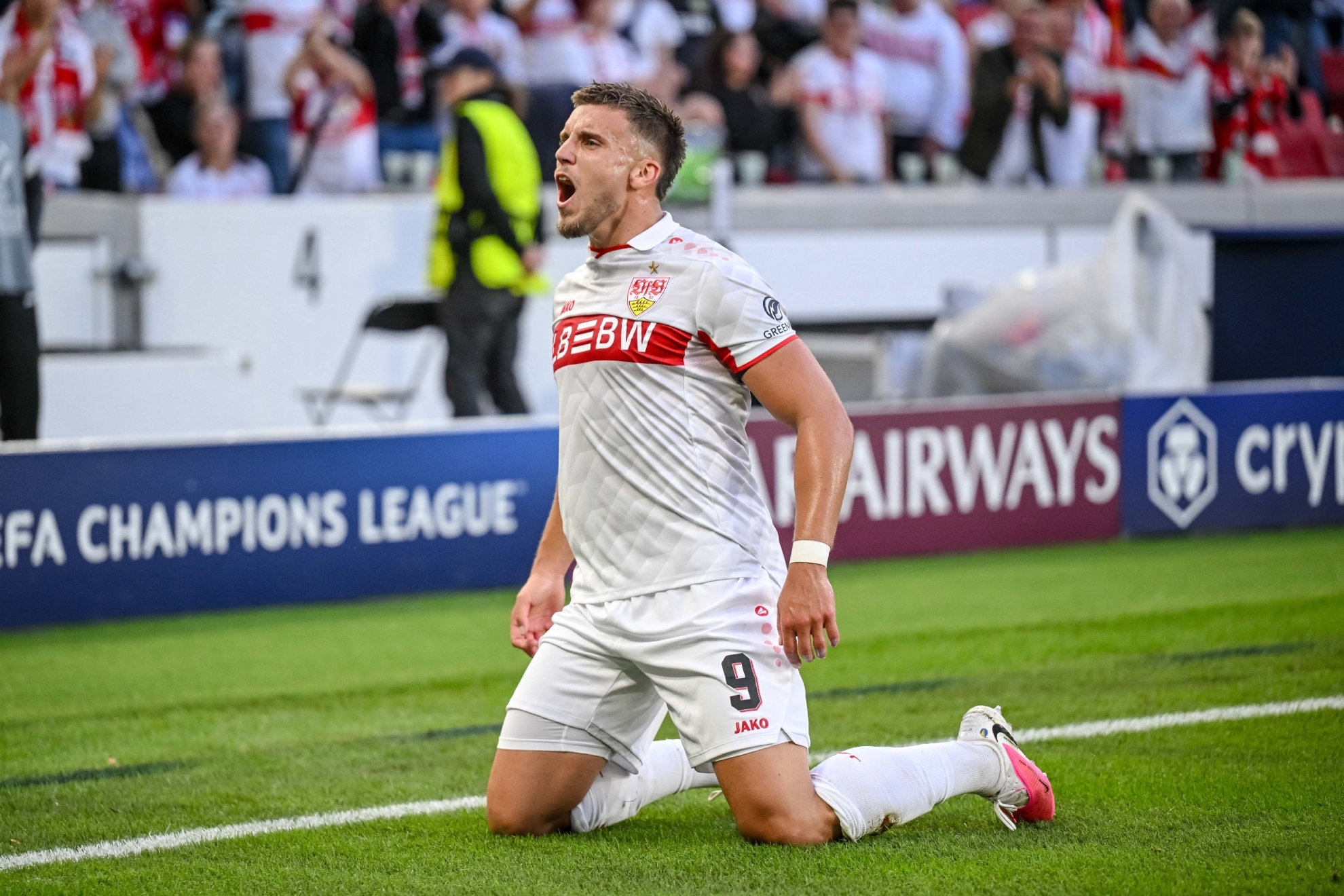 Demirovic: "Defendiendo, el Atleti es uno de los mejores, si no el mejor de Europa"