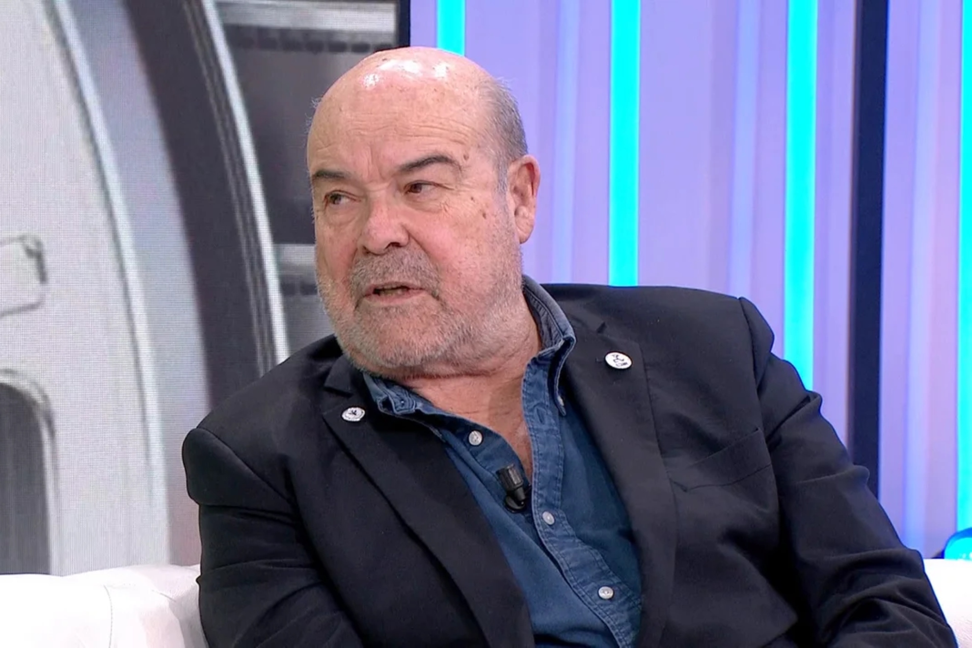 Antonio Resines y la pregunta a los candidatos a la presidencia de España: "¿Serían capaces, de una p**a vez...?"