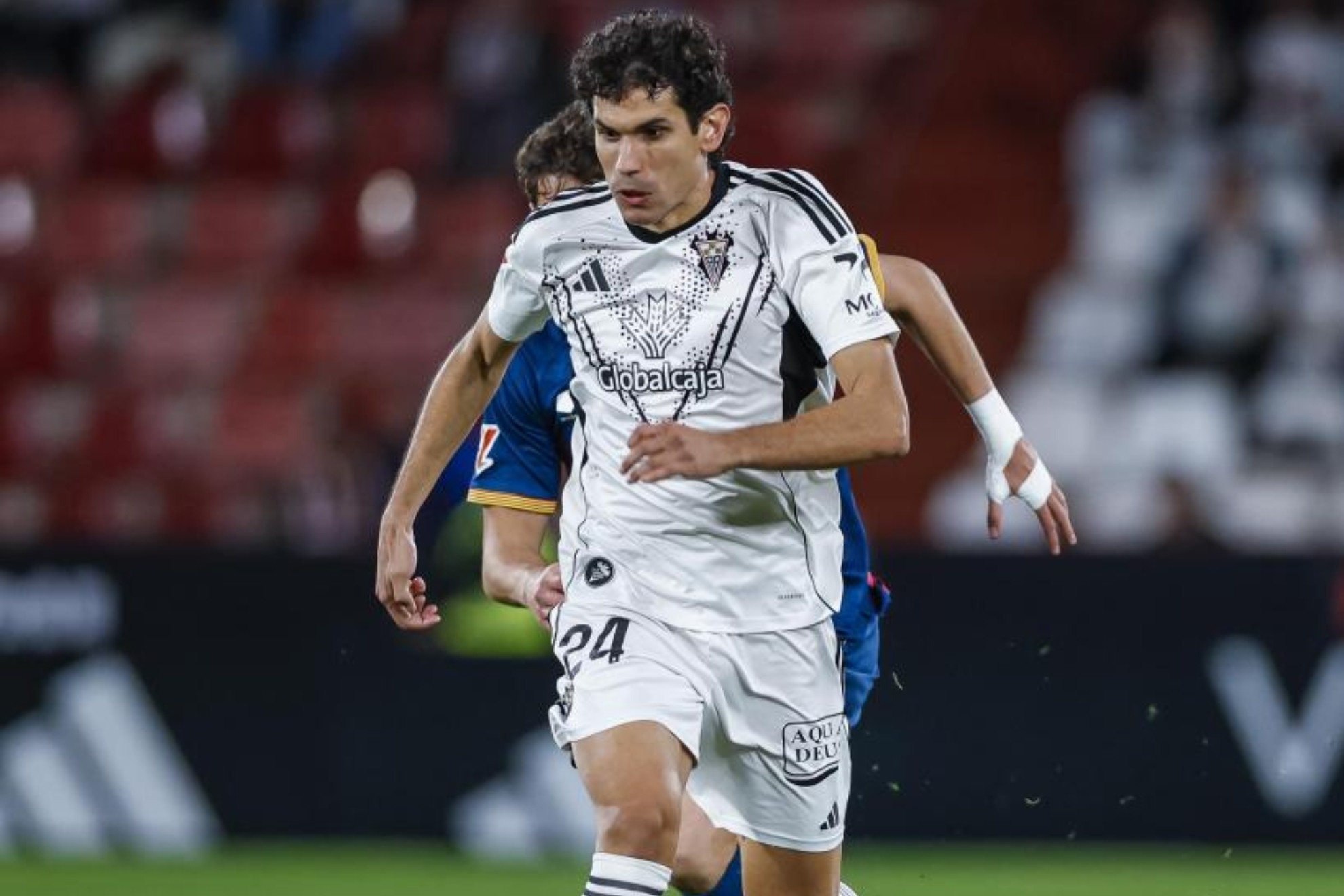 Vallejo: "En el verde solo pienso en ganar, esté jugando para el Madrid o para el Alba"