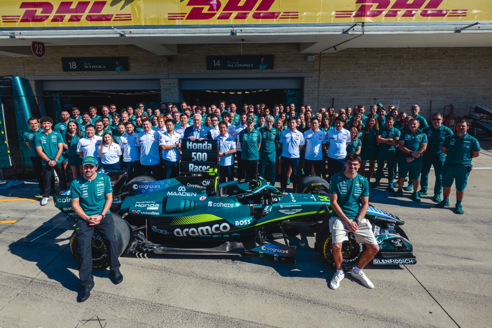 Aston Martin y Honda, unidad en medio del caos