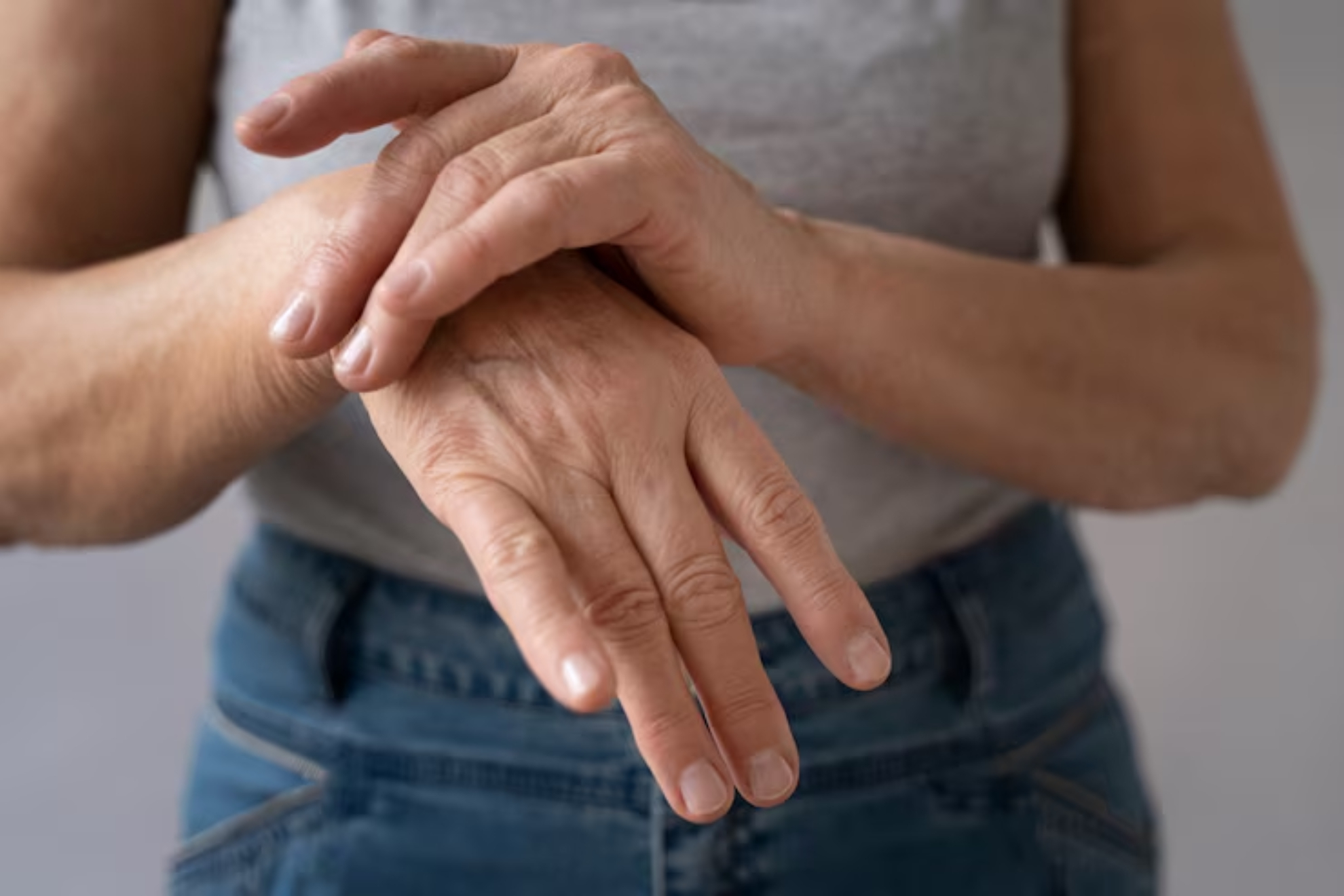 Científicos japoneses identifican el mecanismo biológico que relaciona el estrés psicológico con la reactivación de la artritis
