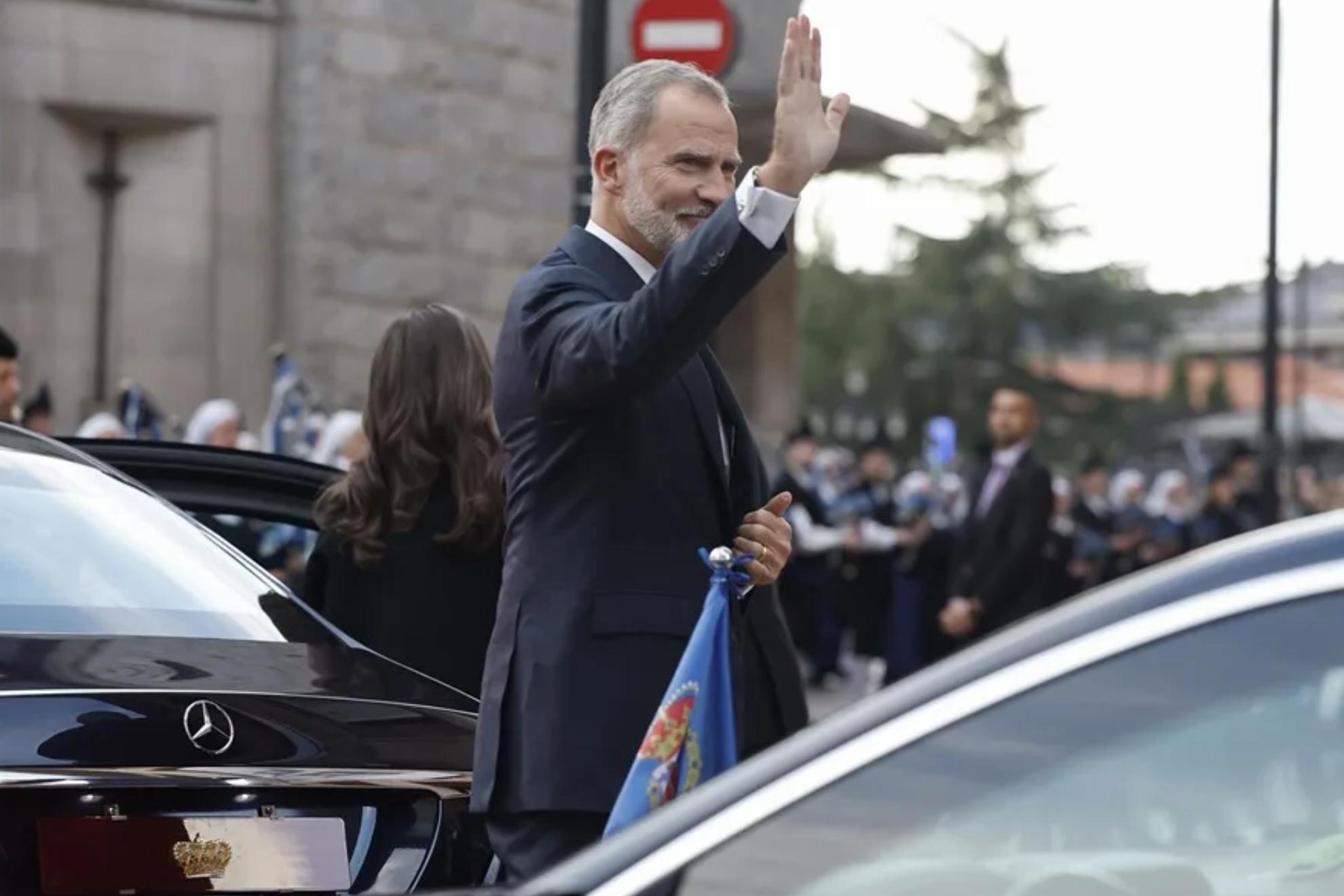 Felipe VI se somete a una operación de cataratas en el ojo izquierdo en Oviedo