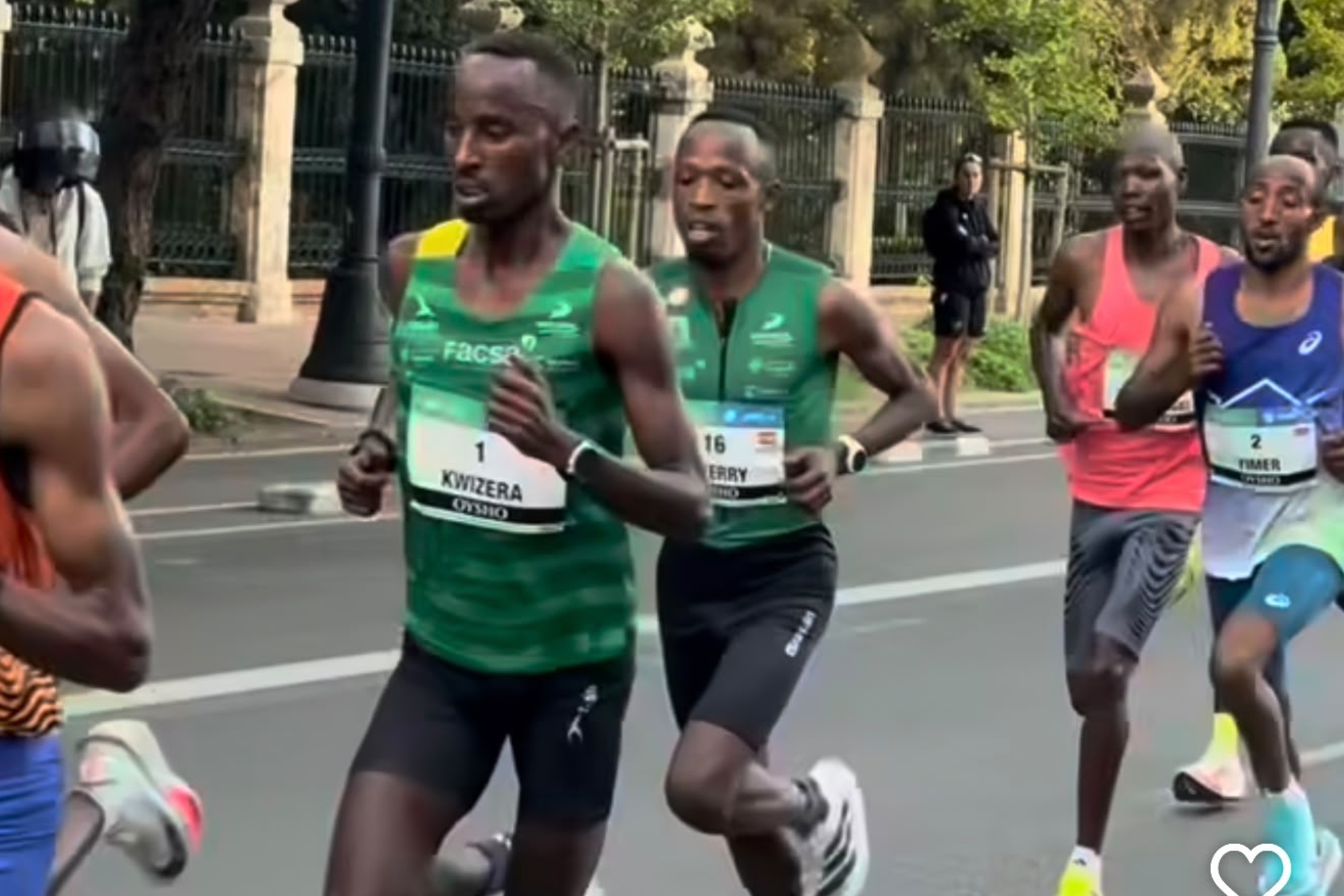 Kwizera y Laura Luego pulverizan los récords de España del medio maratón en Valencia