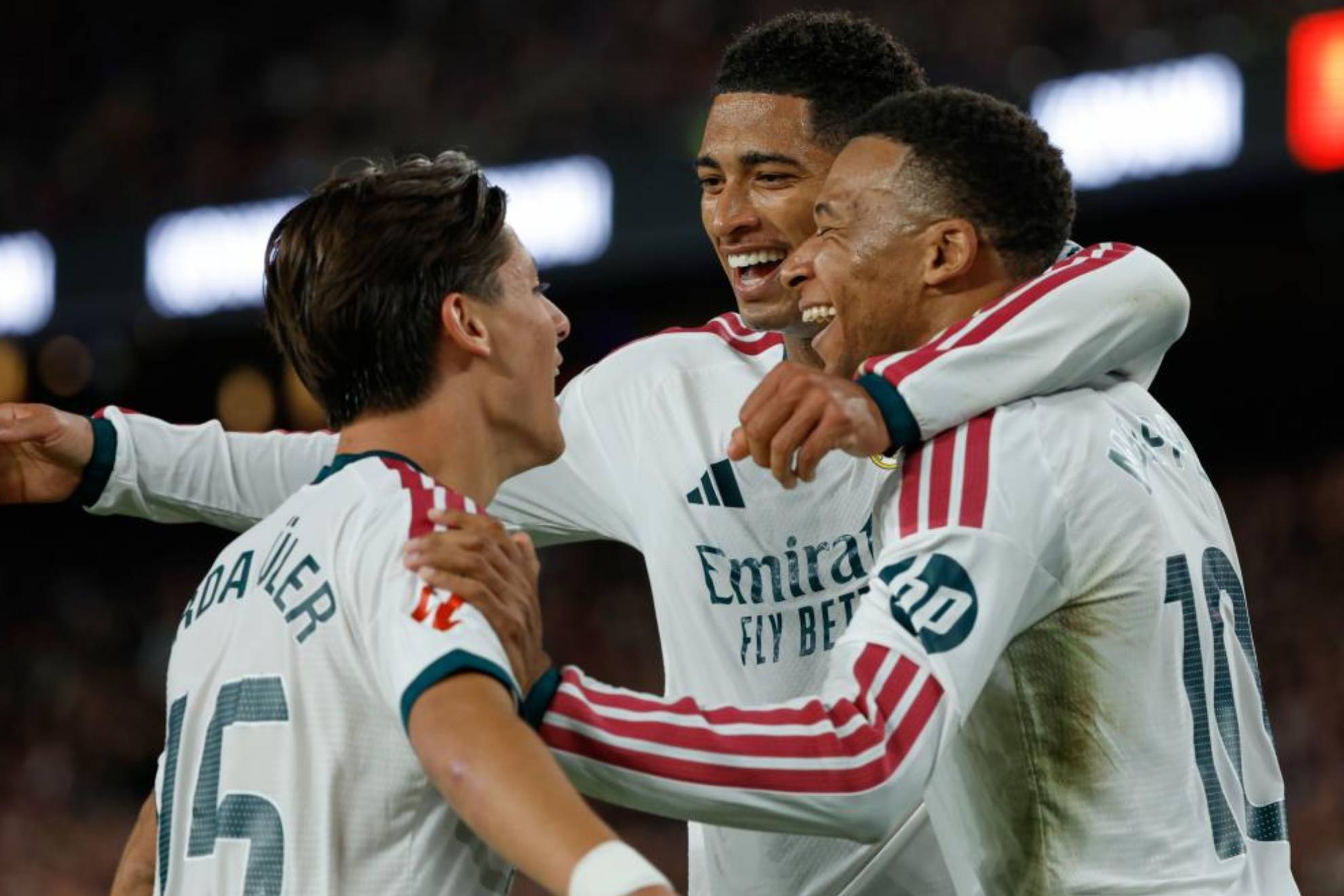 مدريد يرقص أمام برشلونة في مرمى مبابي