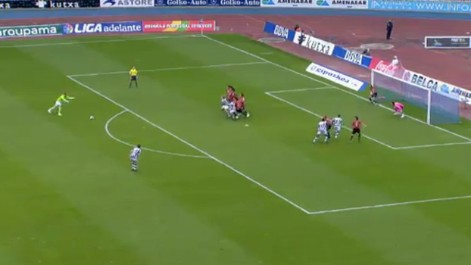 Claudio Bravo marca de falta