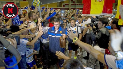 Locura en Zaragoza con los h�roes de Montilivi