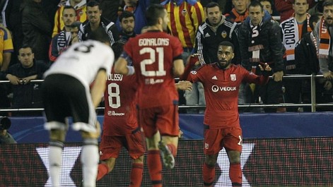 Champions League (J6): Resumen del Valencia 0-2 Lyon
