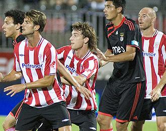 El Athletic durante un partido del Trofeo Guadiana