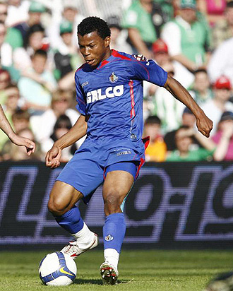 Uche durante un partido con el Getafe