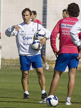 Oliva no pudo sumar su segunda victoria al frente del Salamanca, que no pas� del empate a 1 en Ponferrada