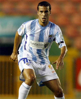 Benachoir en un partido con el M�laga.