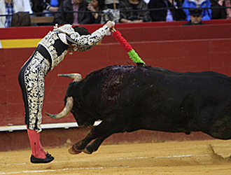 Ajustad�simo par de banderillas de El Fandi.