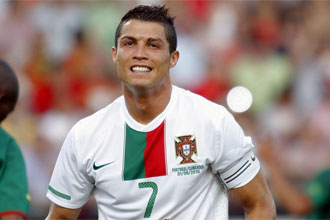Cristiano en un amistoso con Portugal.
